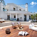 Villa White *