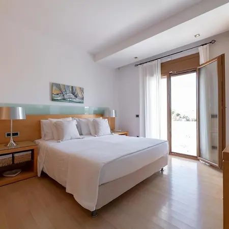 Villa White *