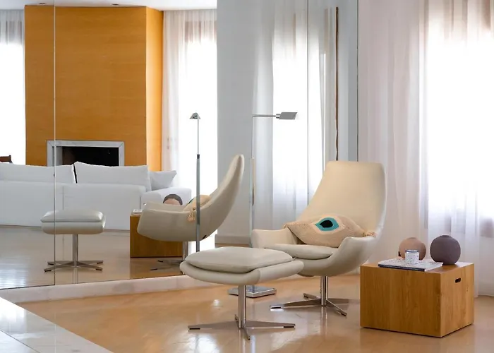 White * إياليسوس