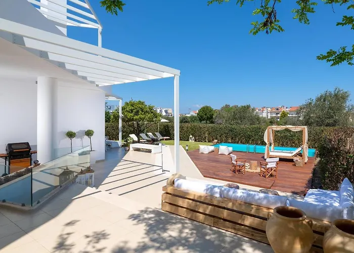 White * إياليسوس