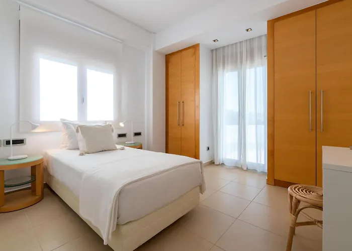 White فيلة إياليسوس