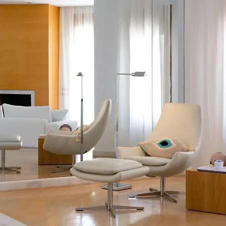 White * イアリソス