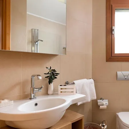 White ヴィラ イアリソス